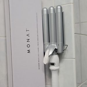 Monat wonder waves deep waver